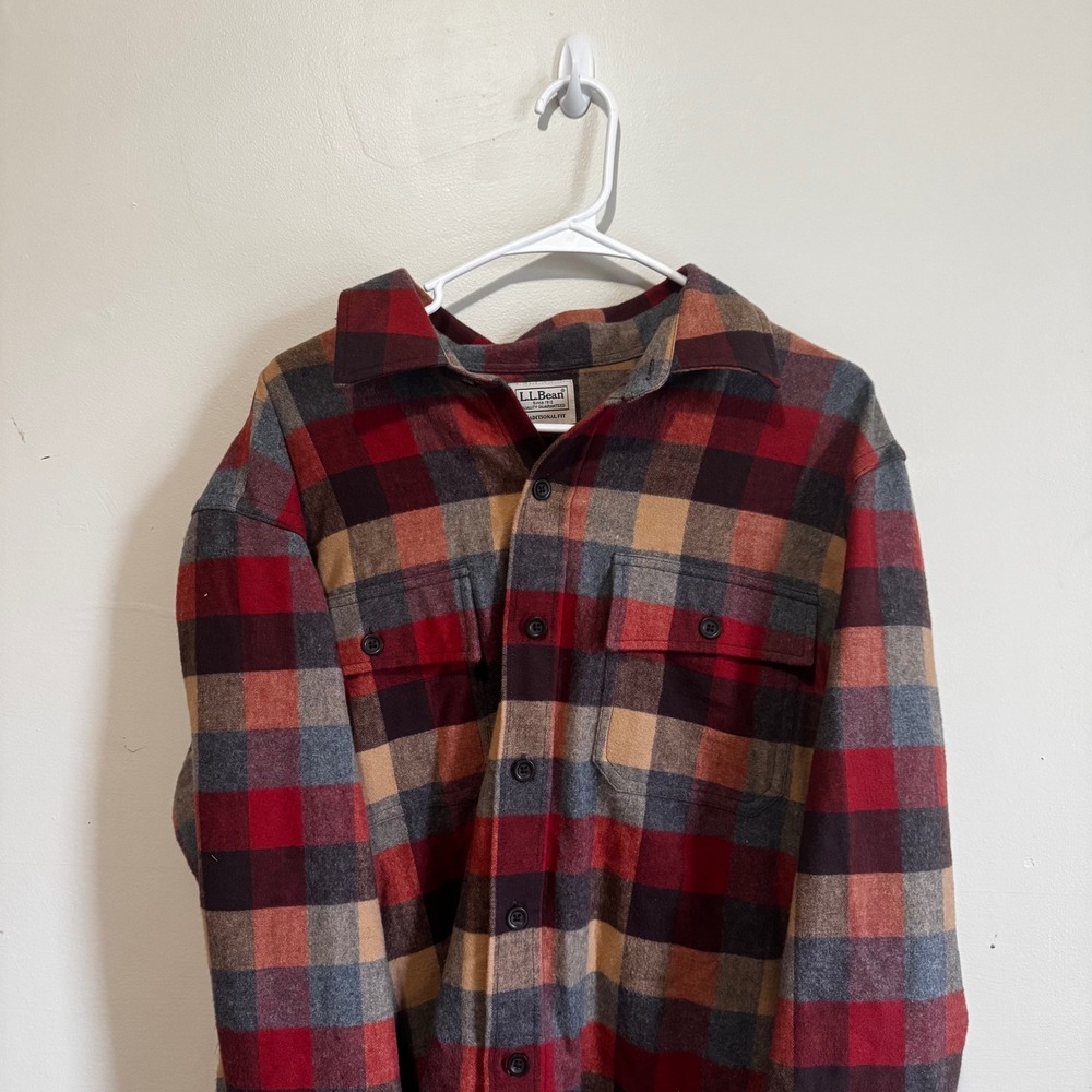L.L. Bean Mens  Flannel Shirt Red Grey Plaid Button Down Heavyweight Cotton - Picture 3 of 5